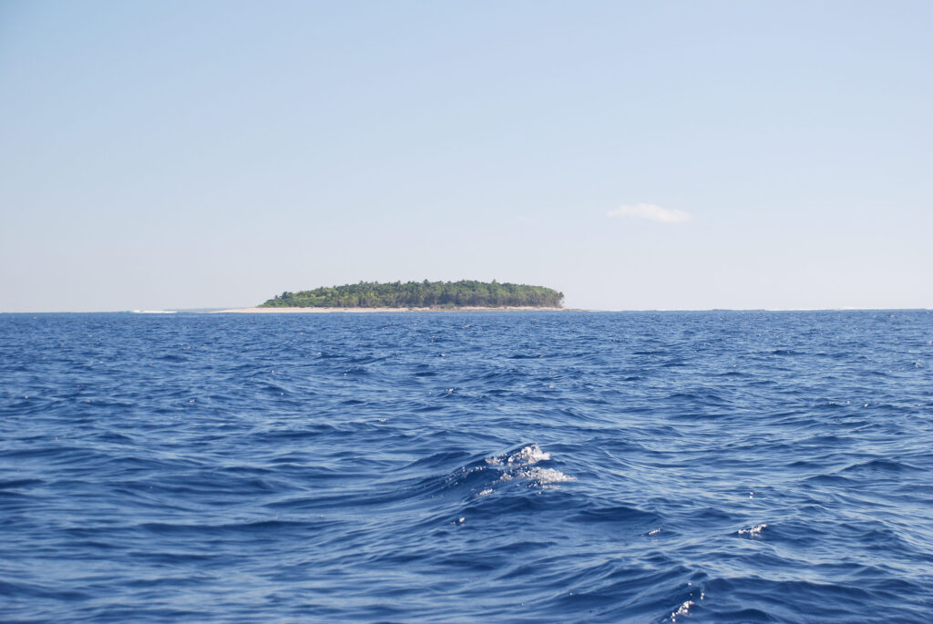 Robinson-Insel irgendwo im blauen Nichts des Südpazifiks – Heimat für 10 Tage